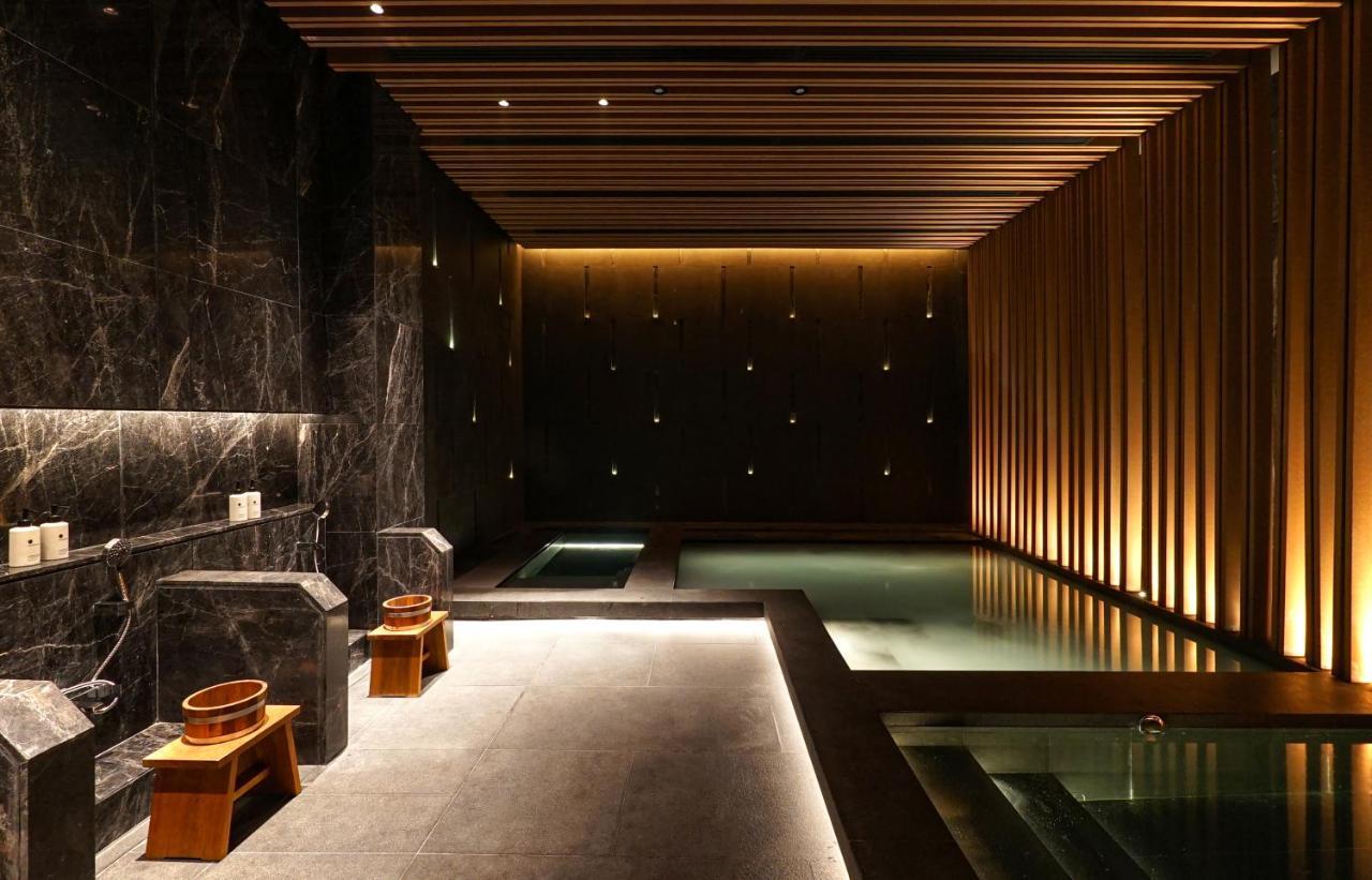 Silq Hotel & Residence Banguecoque Exterior foto The spa at The Ritz-Carlton, Kyoto