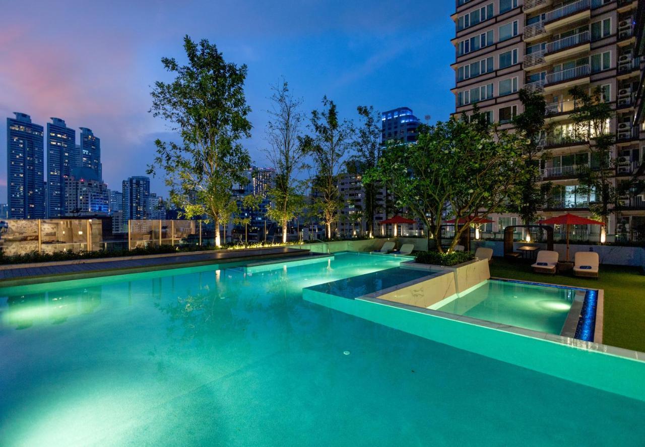 Silq Hotel & Residence Banguecoque Exterior foto The Park's swimming pool